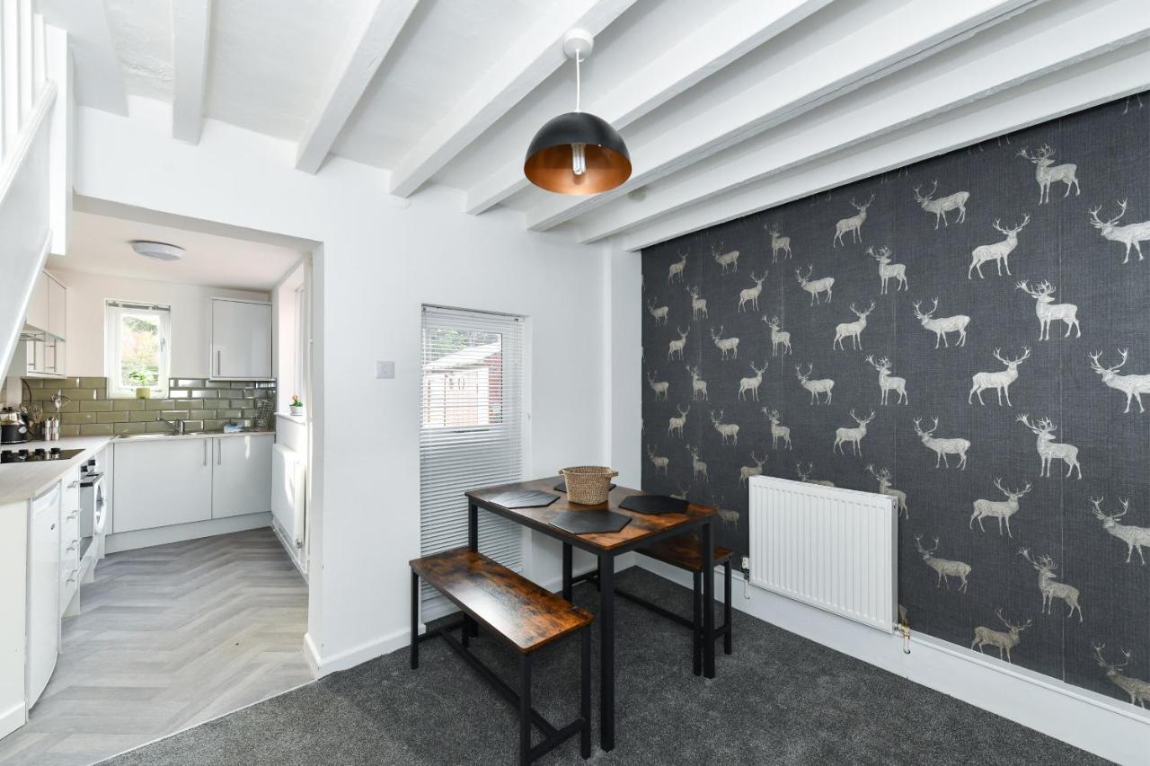 Newark Central Cottage Экстерьер фото